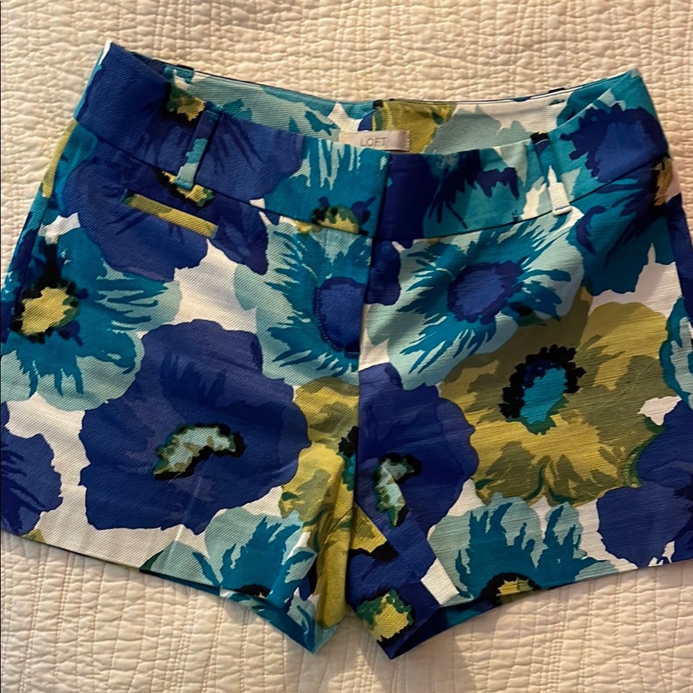 LOFT Blue and Green Shorts Vibrant Floral